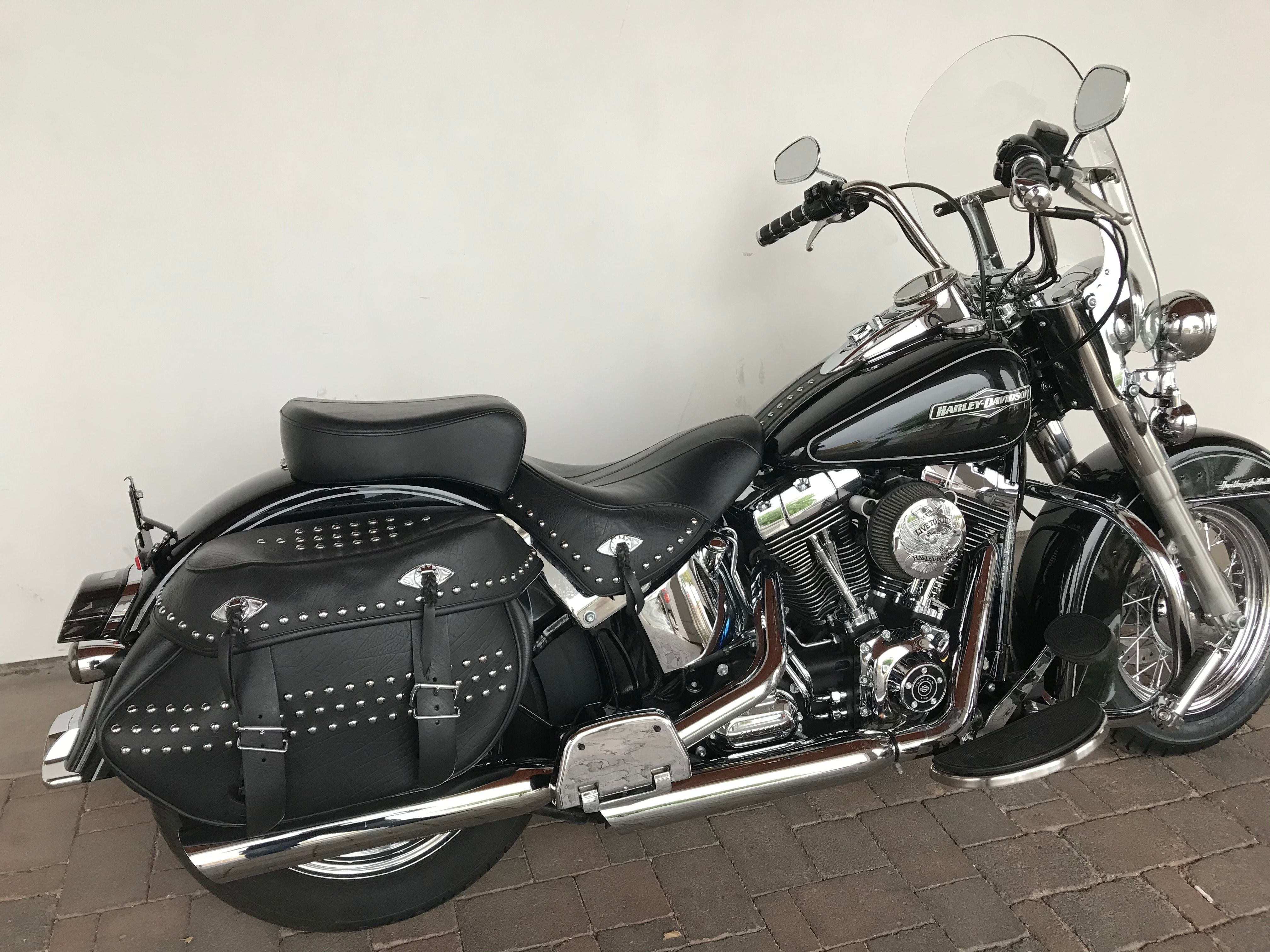 2012 hd heritage softail classic